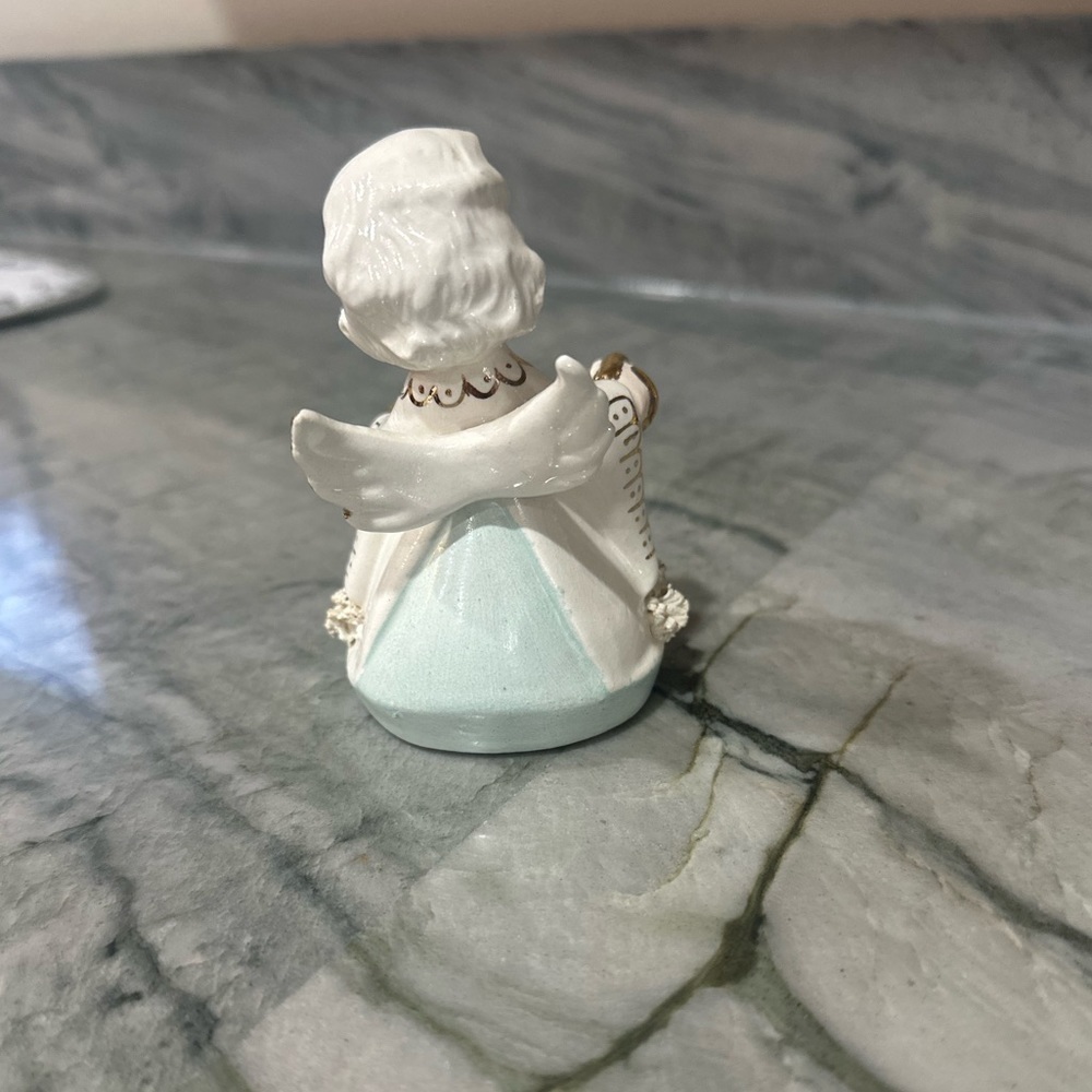 Angel - Picture 2 of 3